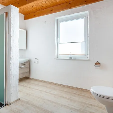 Seepferdchen Fuer 3 Personen Am Badesee Tannenhausen アパート