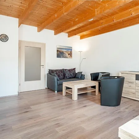 Seepferdchen Fuer 3 Personen Am Badesee Tannenhausen Apartment