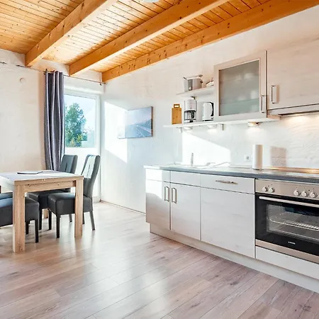 Seepferdchen Fuer 3 Personen Am Badesee Tannenhausen Apartment *